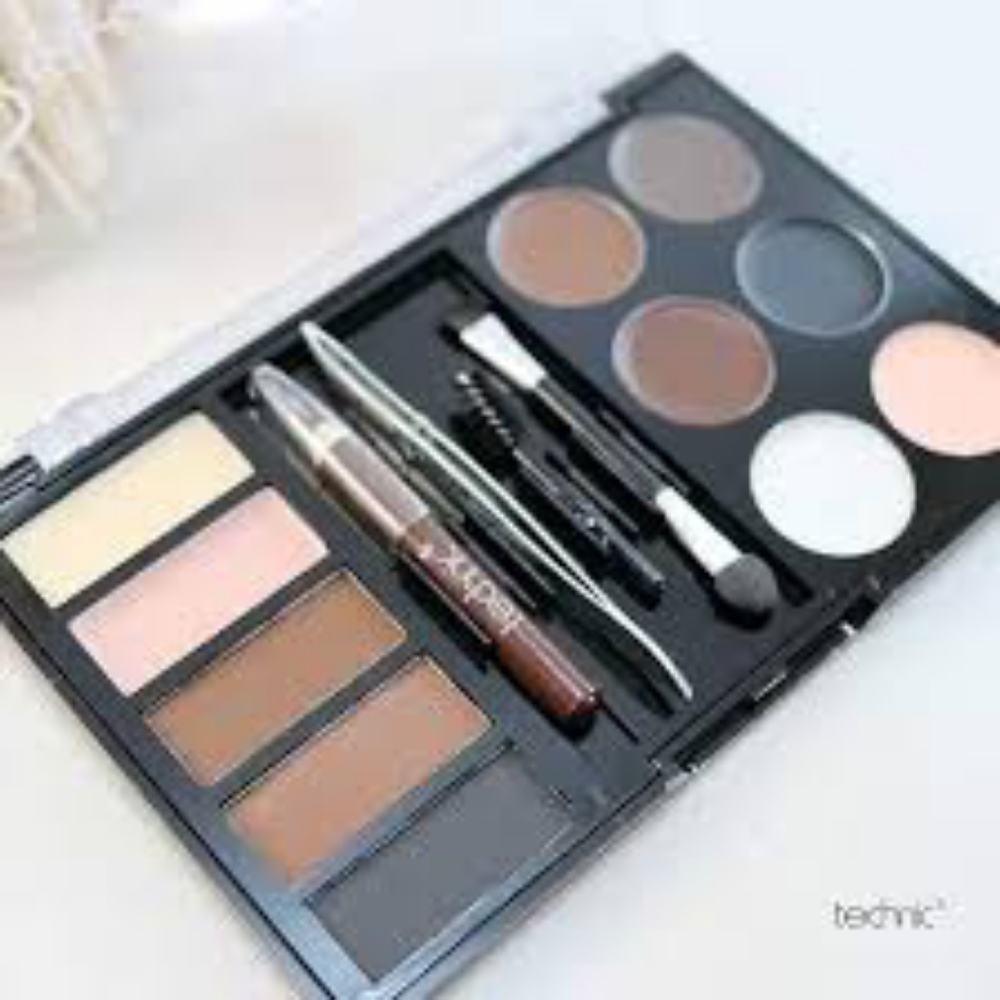 Divine Brows EYEBROW KIT, Kit Sourcils By Technic